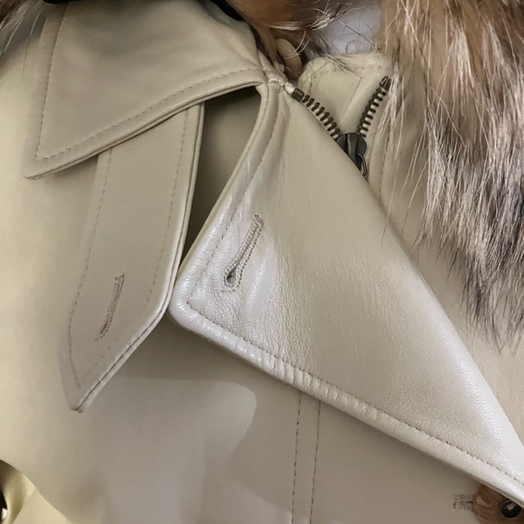 SALE 🛍️Pollini Butter Cream Premium Italian Leather with Fur Collar Vintage Y2K - Picture 6 of 16